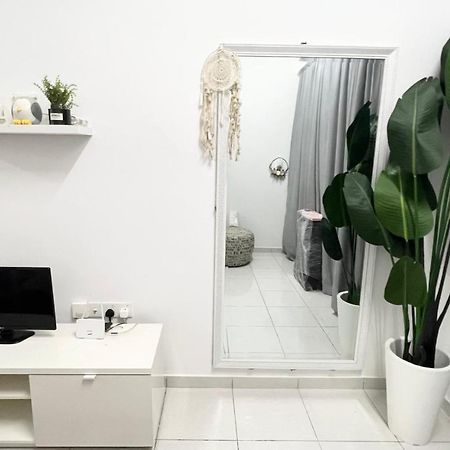 Homestay Near Plaza Tol Bandar Ainsdale Labu ภายนอก รูปภาพ